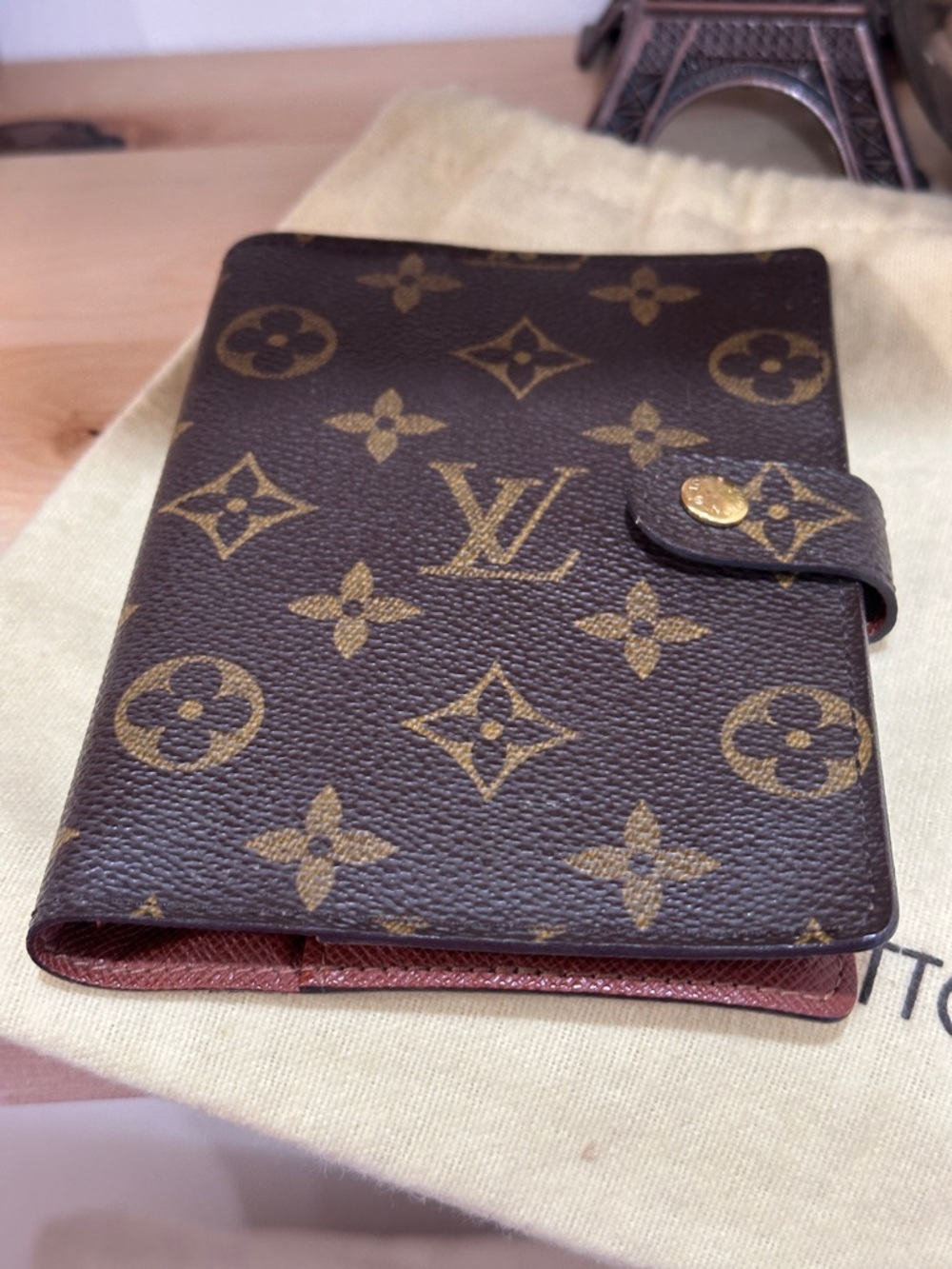 Authentic Louis Vuitton Monogram Canvas Small Agenda Cover - Brown/Tan - Picture 2 of 15
